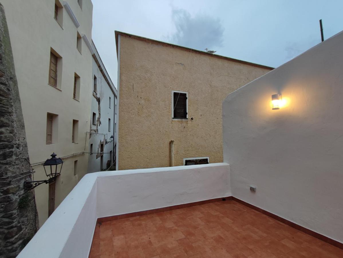 Residenza Nel Borgo L'Appusentu Bed & Breakfast Castelsardo Eksteriør bilde
