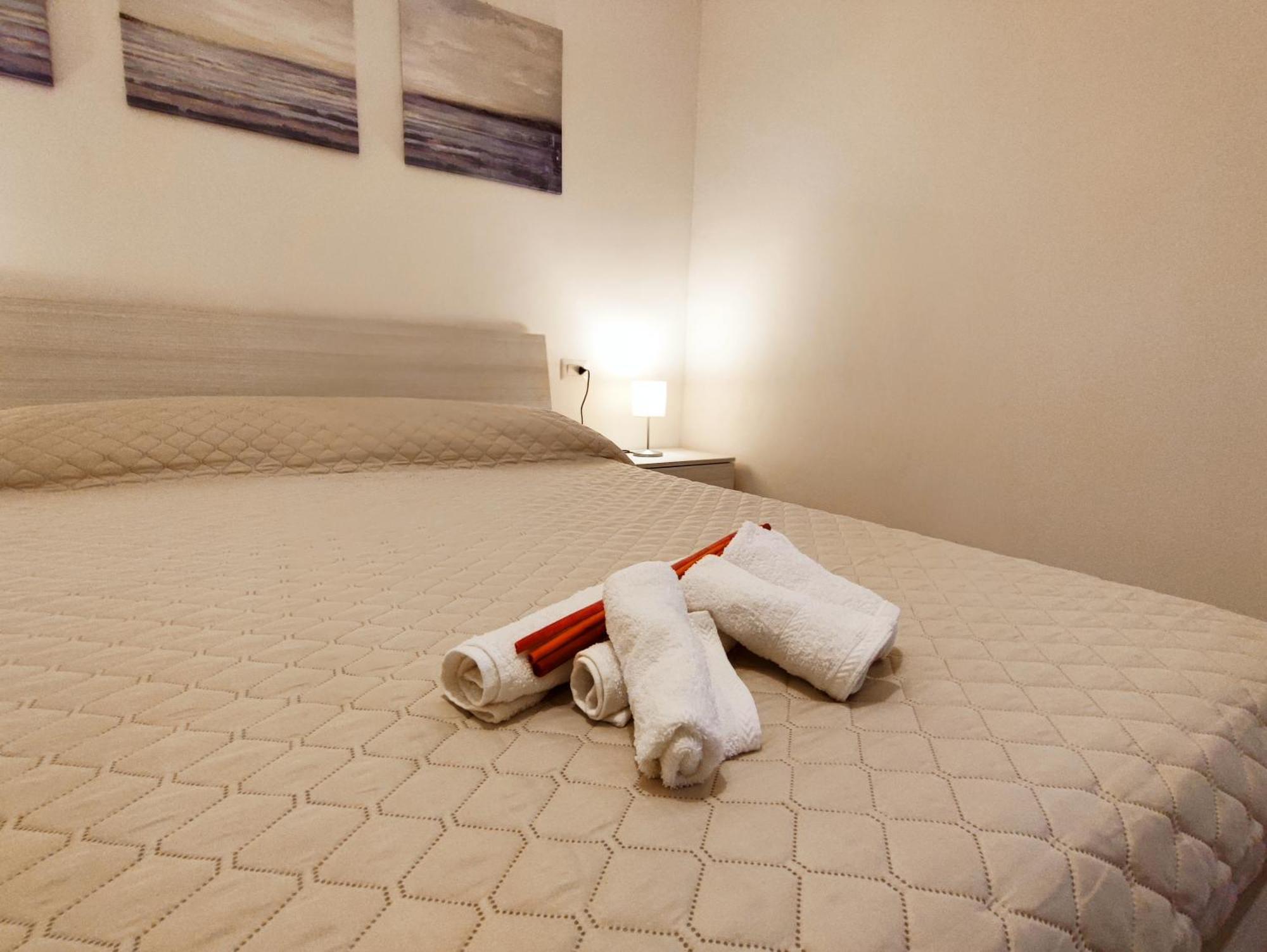 Residenza Nel Borgo L'Appusentu Bed & Breakfast Castelsardo Eksteriør bilde